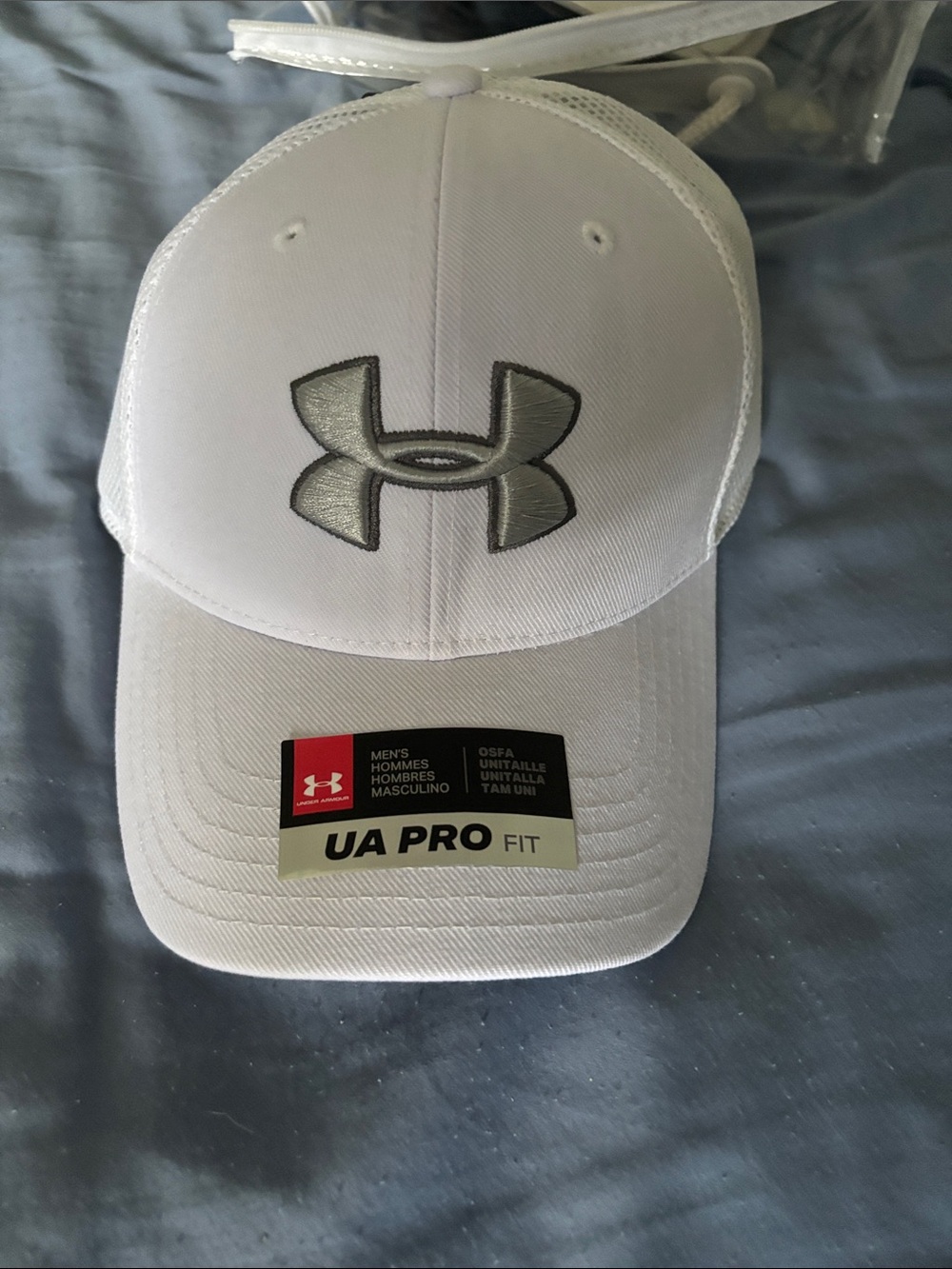 Under Armour White and Silver UA Pro Fit Baseball Cap